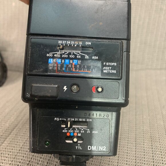 Vivitar Auto Thyristor 3700 Flash - Picture 2 of 6